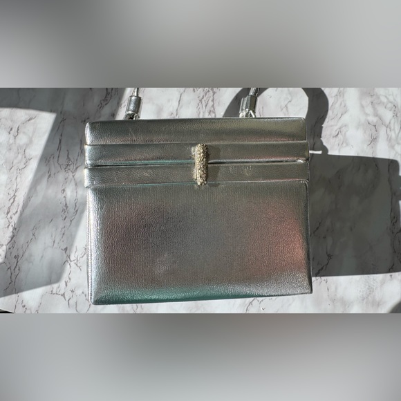 Harry Levine HL USA Silver Vintage Box Purse - Picture 8 of 16